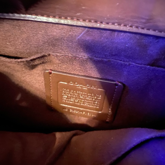 Top Shelf - Coach Dark Brown Tote w/Floral Design inc, Lock & Key - Picture 4 of 9